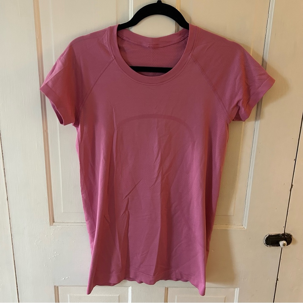 lululemon athletica Swiftly Pink Short Sleeve Tee